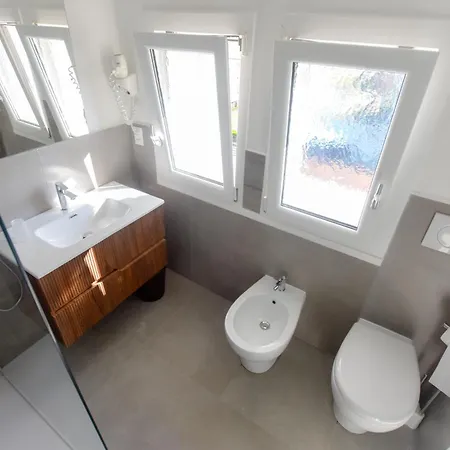 Отель Bahamas 3*