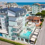 Hotel Bahamas & 3*