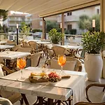 Hotel Bahamas &