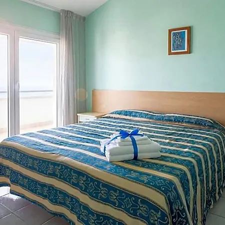 Bahamas & Lido Di Savio