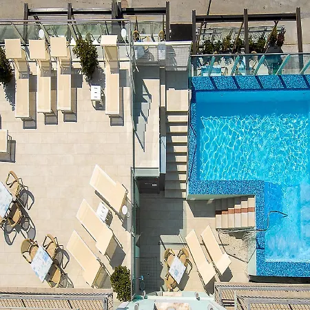 Bahamas Hotel 3*