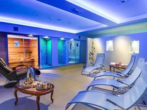 Bahamas Residence & Spa