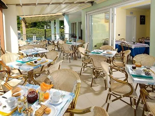 Bahamas Residence & Spa